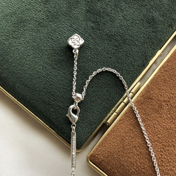 Kendra Scott Bright Silver Elisa Unicorn Dichroic Glass Short Necklace - Picture 3 of 4